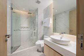 The Aqua Luxury Apart Hotel Waterfront