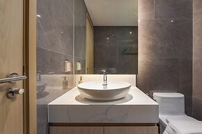 The Aqua Luxury Apart Hotel Waterfront