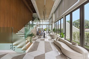 The Aqua Luxury Apart Hotel Waterfront
