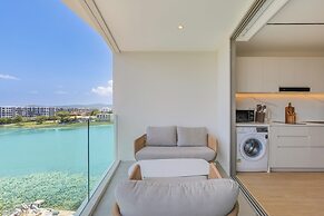 The Aqua Luxury Apart Hotel Waterfront