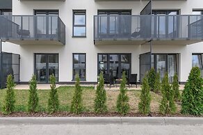Lumina apartment with patio and parking