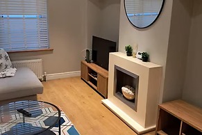 Parking - Garden - Wifi - Sleeps 4