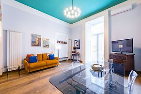Quercia Design Home in the Center