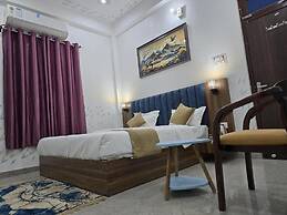 Hotel the sky blue & Caffe