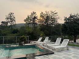 Saraiville - Boutique Riverside Stay