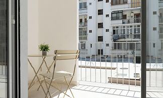 Barirooms - Cardassi Suites