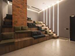 Urban 2br Apt in Central Area