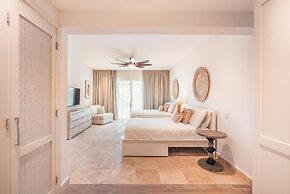 Apartment w Pool Ocean View at Punta Palmera Ba5