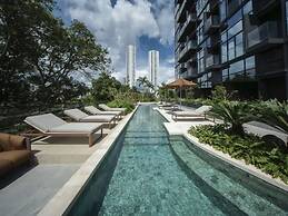 Luxury 2br Apt Pool Access