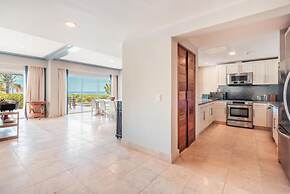 Apt w 2br-beachfront Private Pool in Sotogrande