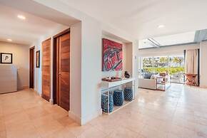 Apt w 2br-beachfront Private Pool in Sotogrande