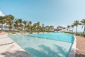 Apt w 2br-beachfront Private Pool in Sotogrande