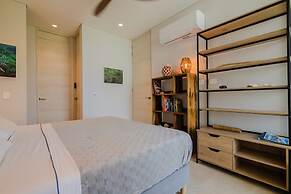 2br 5 Guests Private Balcony and Shared Pool