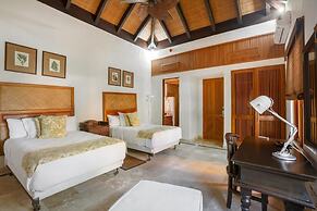 Bungalow With Pool and Backyard in Cap Cana