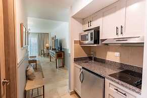 Chic apt With Ocean View at Punta Palmera Bb