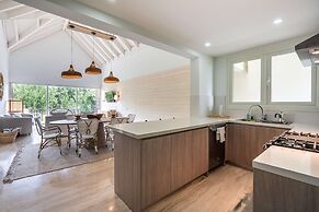 Cozy 2-br apt With Balcony in Portillo - Terrenas