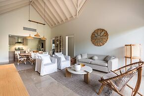 Cozy 2-br apt With Balcony in Portillo - Terrenas