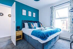 Modern House City Centre Perfect for Groups