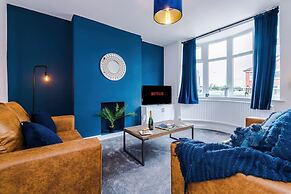 Pristine Home With Parking Ideal for Contractors