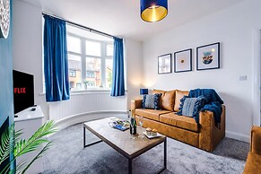 Pristine Home With Parking Ideal for Contractors