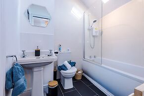 Lovely House Great Location Perfect for Couples