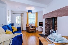 Lovely House Great Location Perfect for Couples