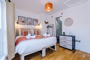 Lovely House Great Location Perfect for Couples