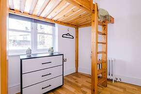 Lovely House Great Location Perfect for Couples