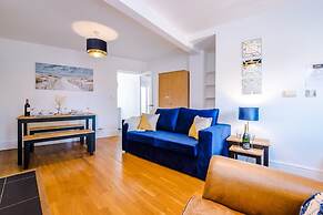Lovely House Great Location Perfect for Couples