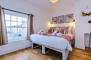 Lovely House Great Location Perfect for Couples