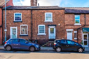 Lovely House Great Location Perfect for Couples