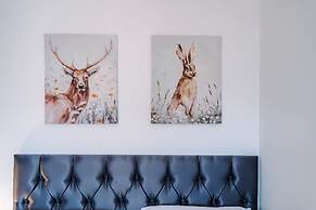 NEW Stylish City Centre Home Great Location