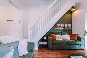 NEW Stylish City Centre Home Great Location