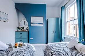 NEW Stylish City Centre Home Great Location