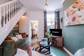 NEW Stylish City Centre Home Great Location