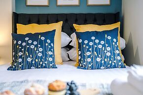 NEW Pristine Studio in the City-centre Sleeps 2
