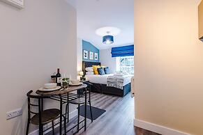 NEW Pristine Studio in the City-centre Sleeps 2