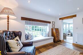 NEW Stunning Cottage Ideal for Families Groups
