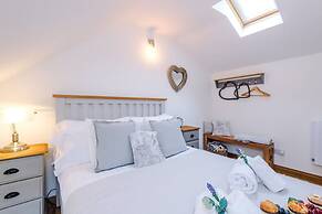 NEW Stunning Cottage Ideal for Families Groups