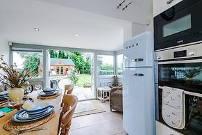 NEW Stunning Cottage Ideal for Families Groups