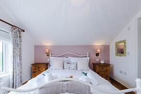NEW Stunning Cottage Ideal for Families Groups