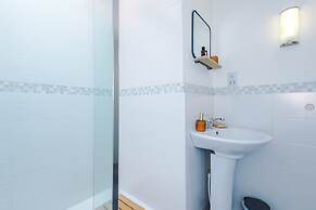 NEW Stunning Cottage Ideal for Families Groups
