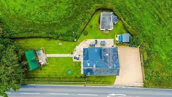 NEW Stunning Cottage Ideal for Families Groups
