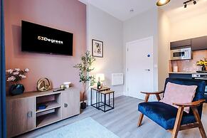 NEW Modern 1-bed Flat Great Location Sleeps 4