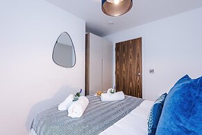 NEW Stunning 2 Bed Flat in Manchester Sleeps 4