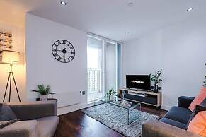 NEW Stunning 2 Bed Flat in Manchester Sleeps 4