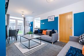 Spacious 3-bed Ideal for Long-term Business