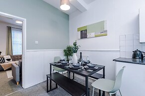 Spacious Home Ideal for Contractors Sleeps 7