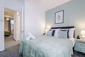 Spacious Home Ideal for Contractors Sleeps 7