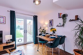 Spacious 2 Bed Perfect for Couples With Parking
